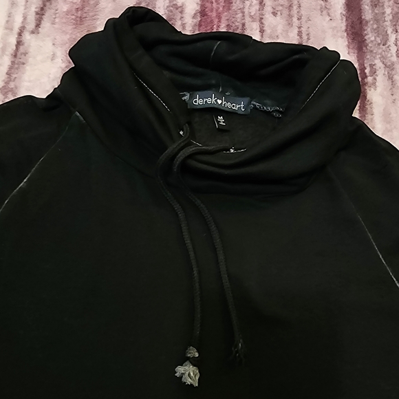 Derek Heart Classic Black Hoodie - Picture 8 of 10